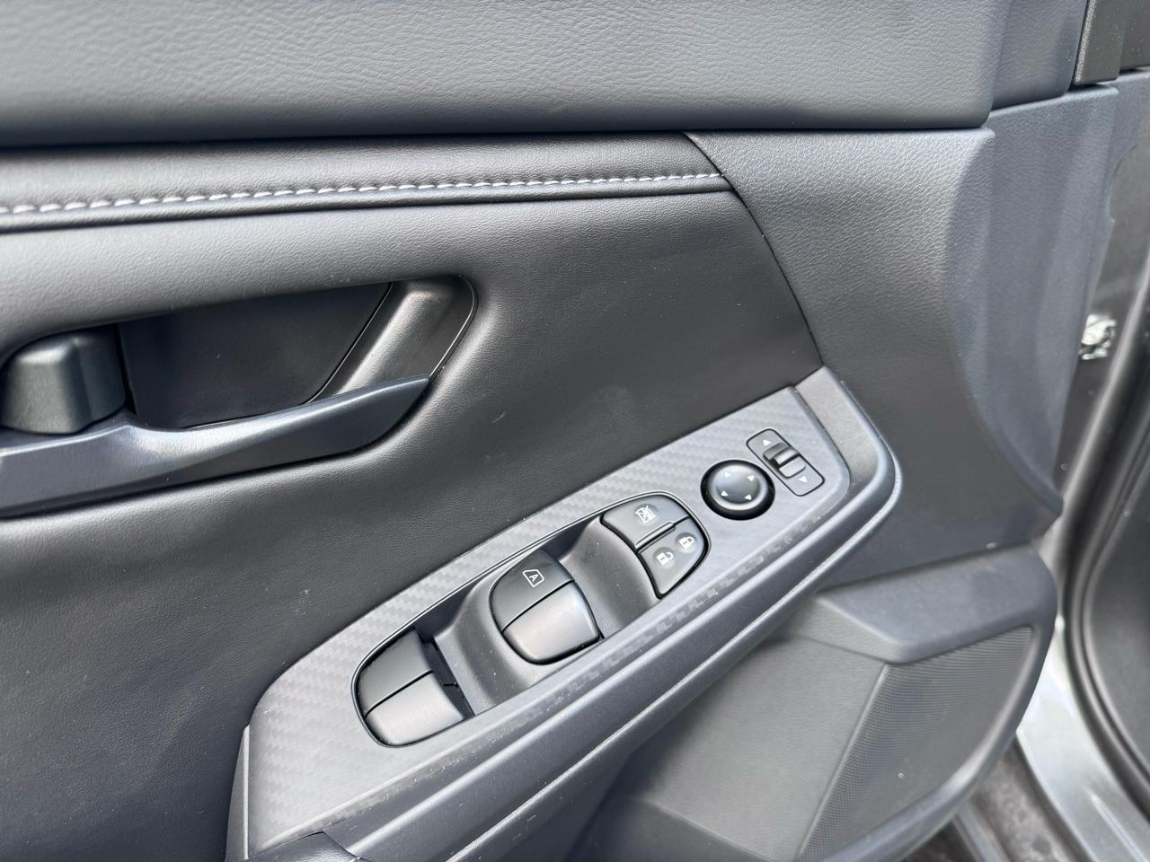Nissan Sentra S CVT 2025