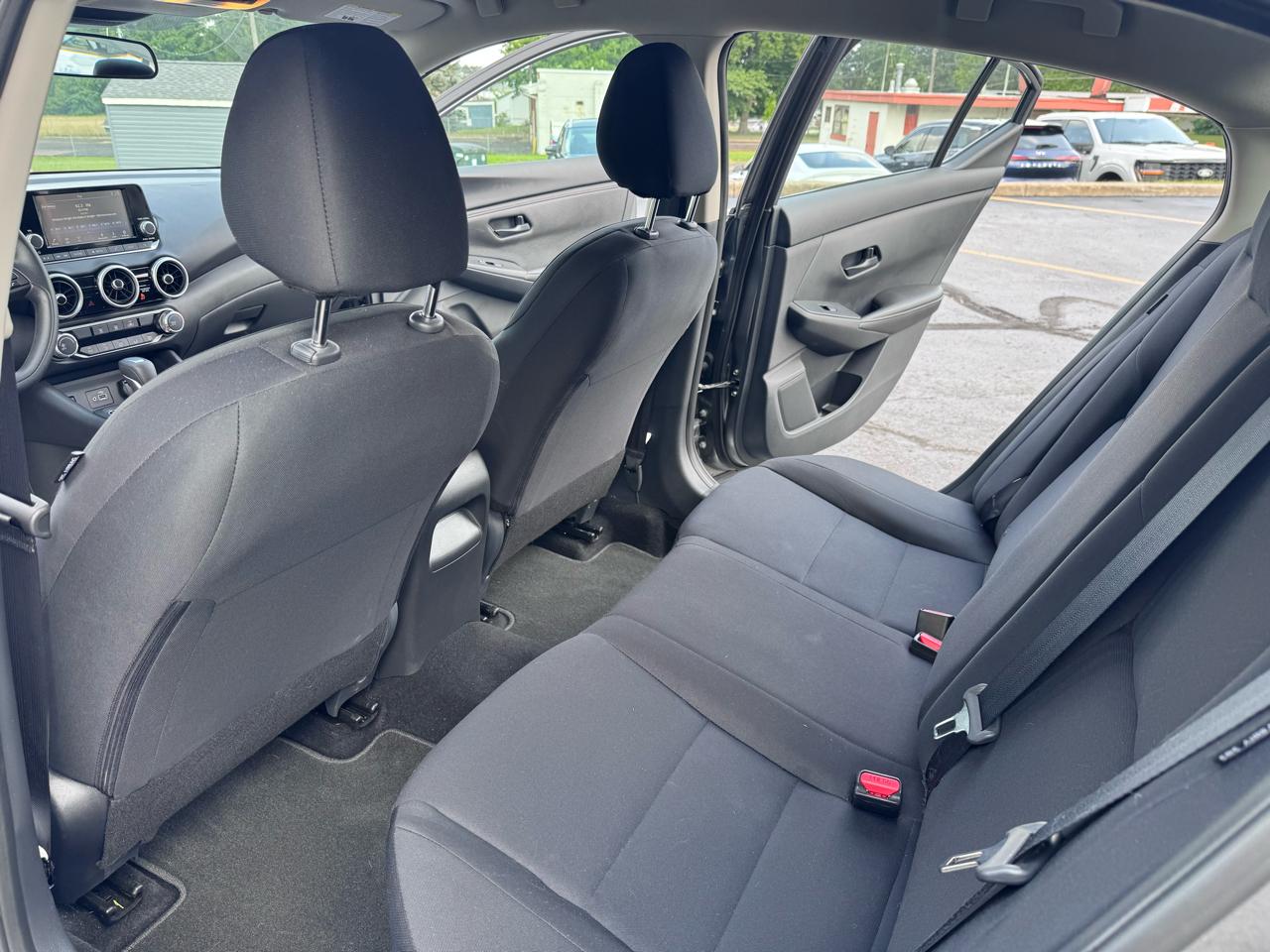 Nissan Sentra S CVT 2025