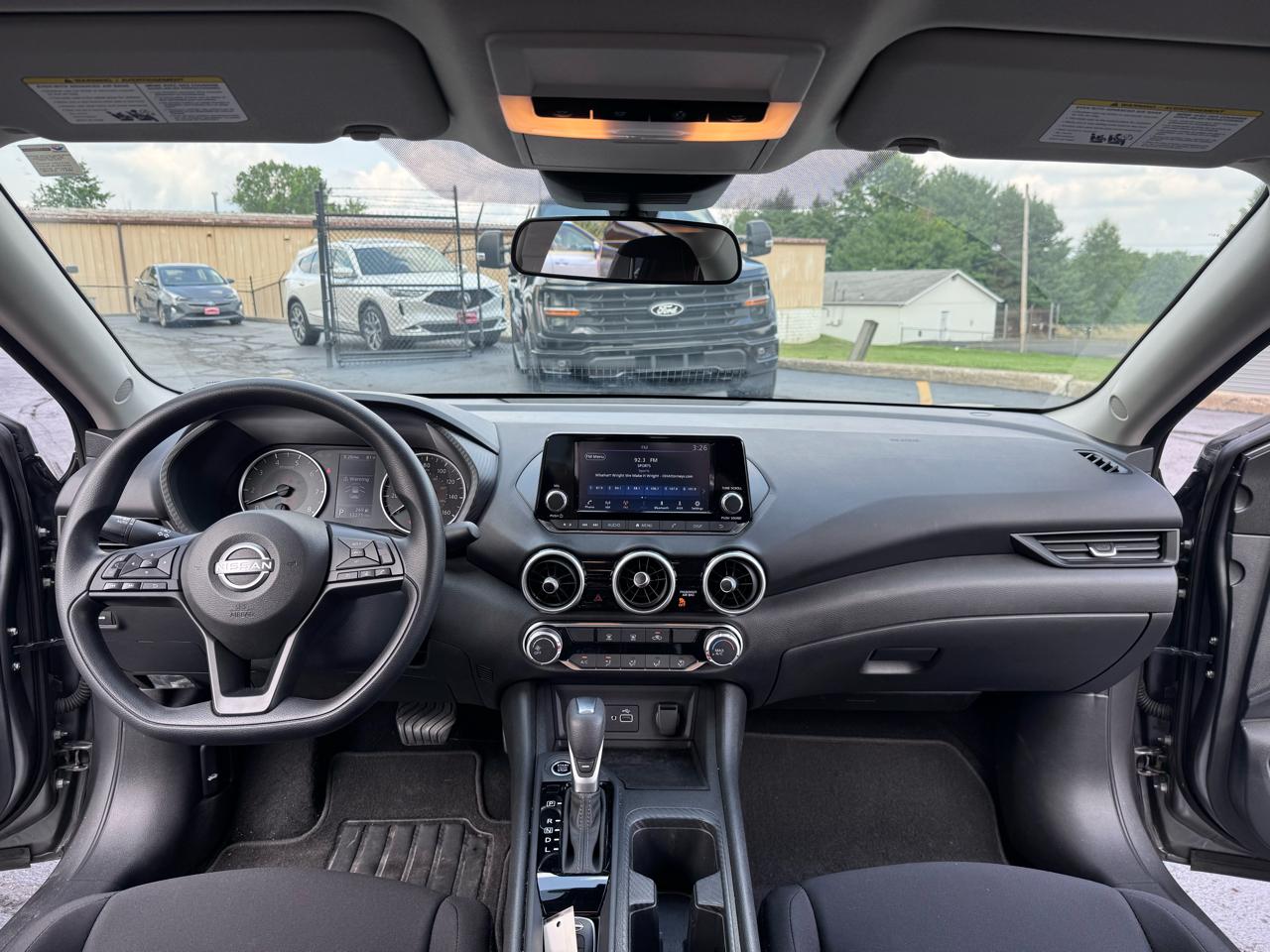 Nissan Sentra S CVT 2025