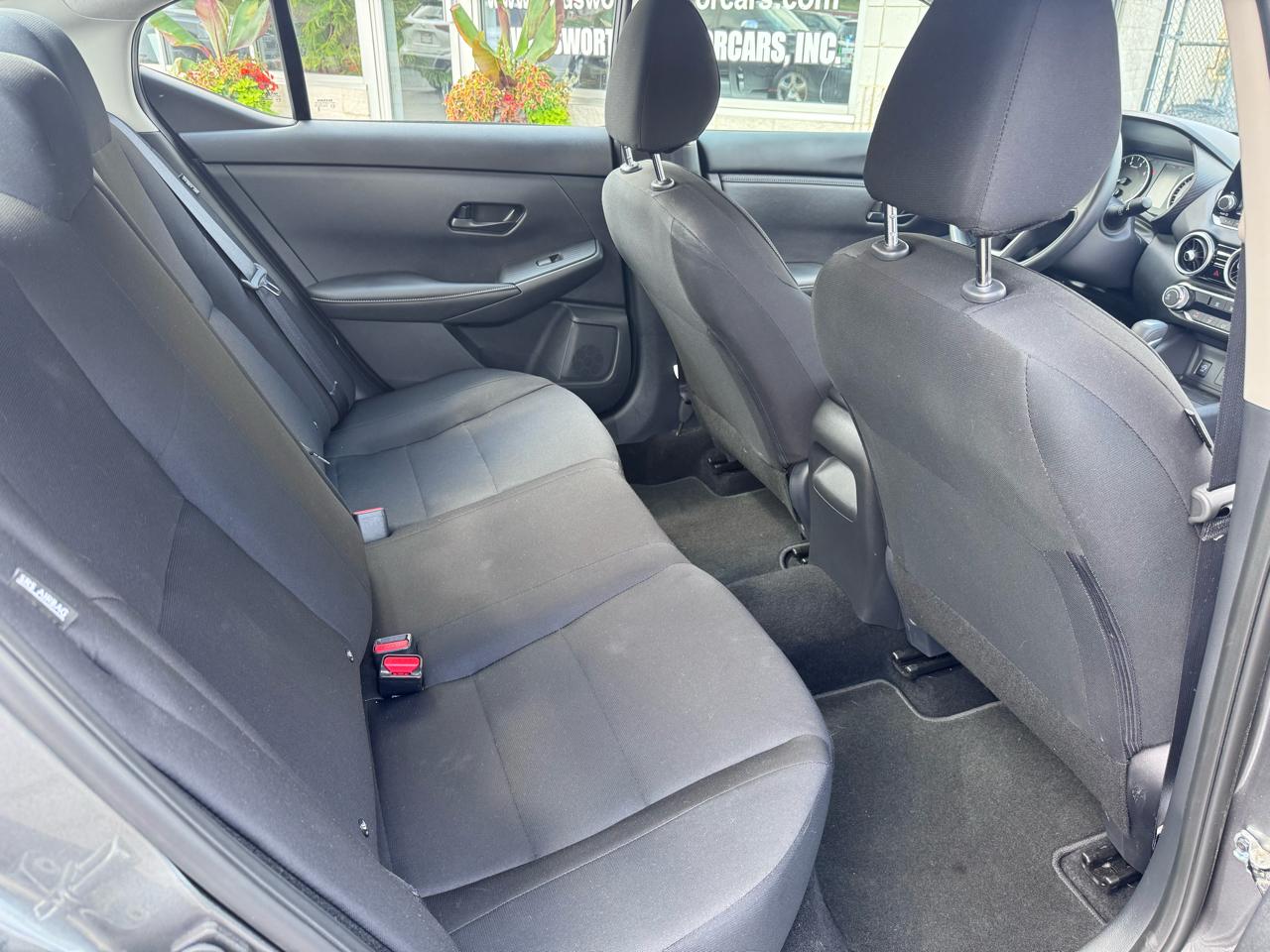 Nissan Sentra S CVT 2025