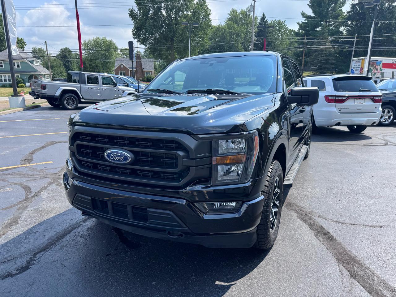 Ford F-150 XLT 4WD SuperCrew 5.5' Box 2023