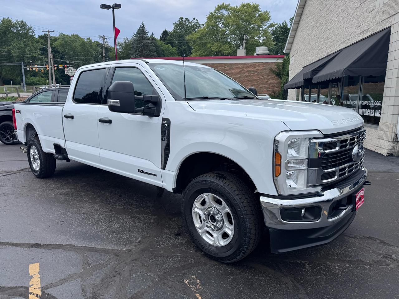 Ford Super Duty F-250 SRW XLT 4WD Crew Cab 8' Box 2026