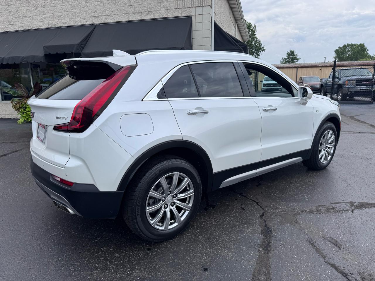Cadillac XT4 AWD 4dr Premium Luxury 2019