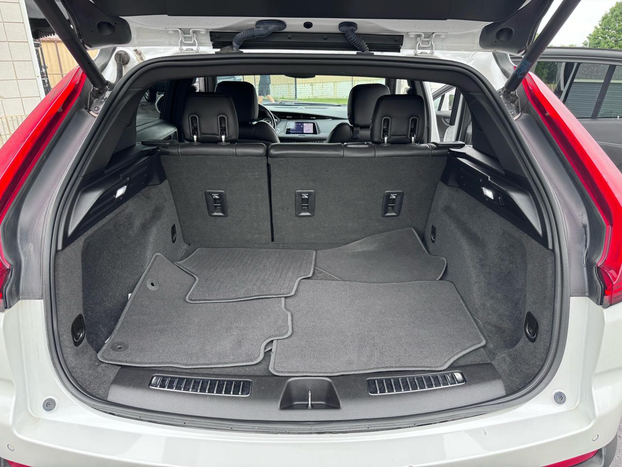 Cadillac XT4 AWD 4dr Premium Luxury 2019