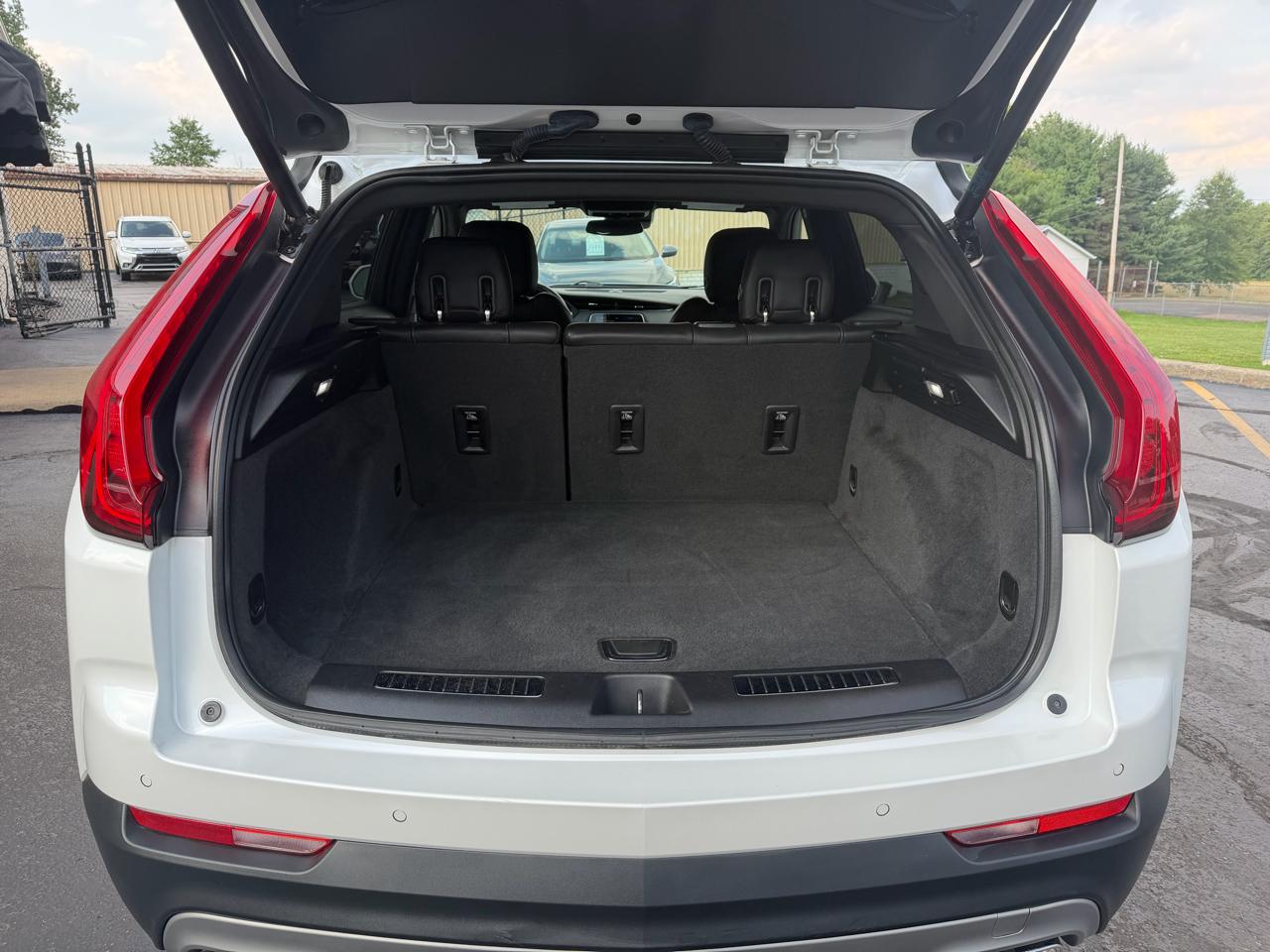 Cadillac XT4 AWD 4dr Premium Luxury 2019