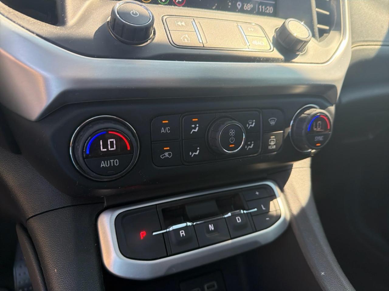 GMC Acadia FWD 4dr SLE 2020