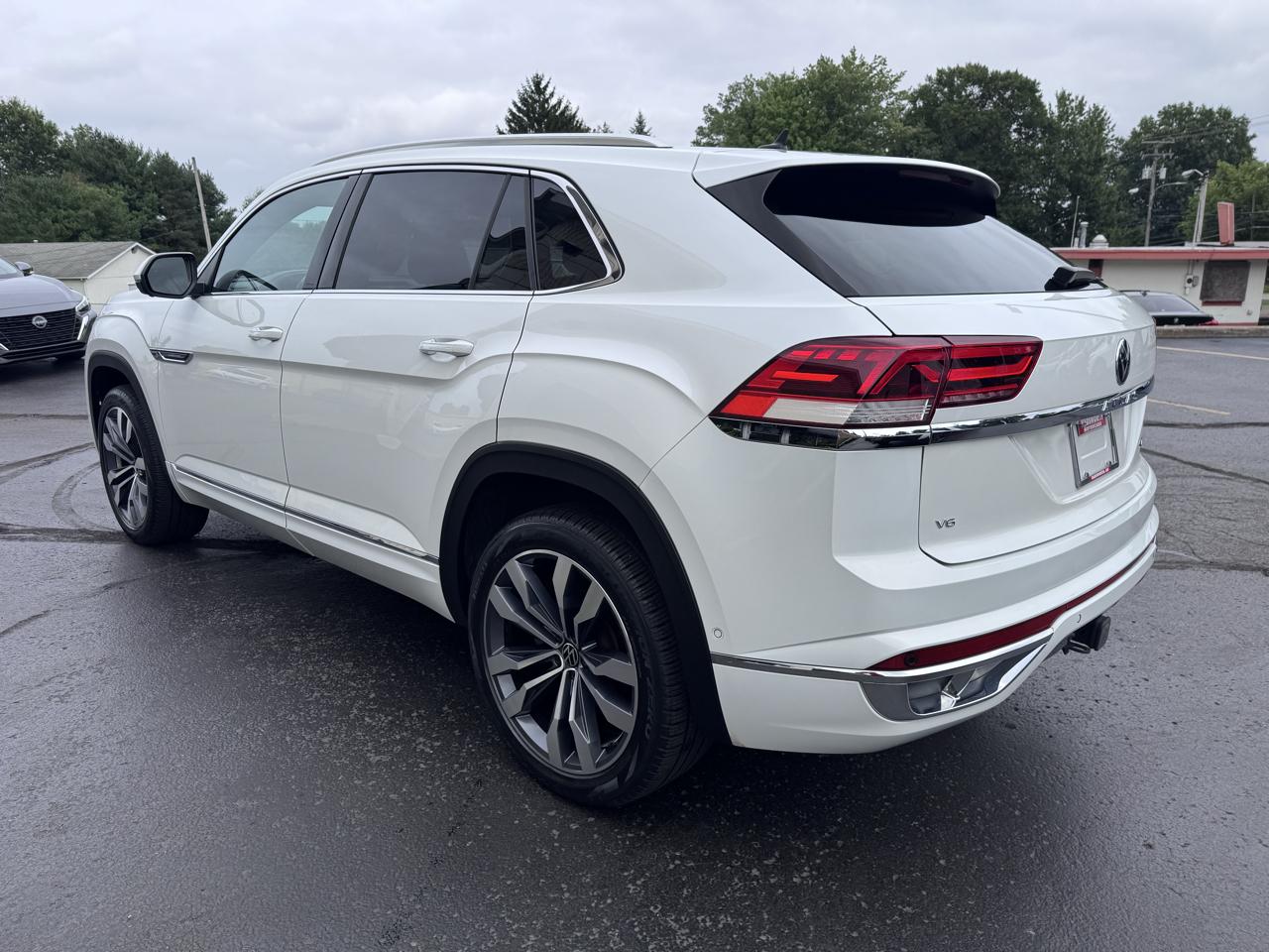 Volkswagen Atlas Cross Sport 3.6L V6 SEL Premium R-Line 4MOTION 2023