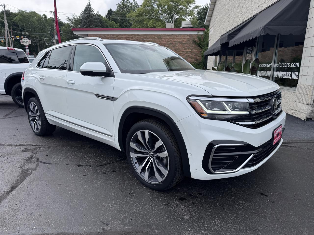 Volkswagen Atlas Cross Sport 3.6L V6 SEL Premium R-Line 4MOTION 2023