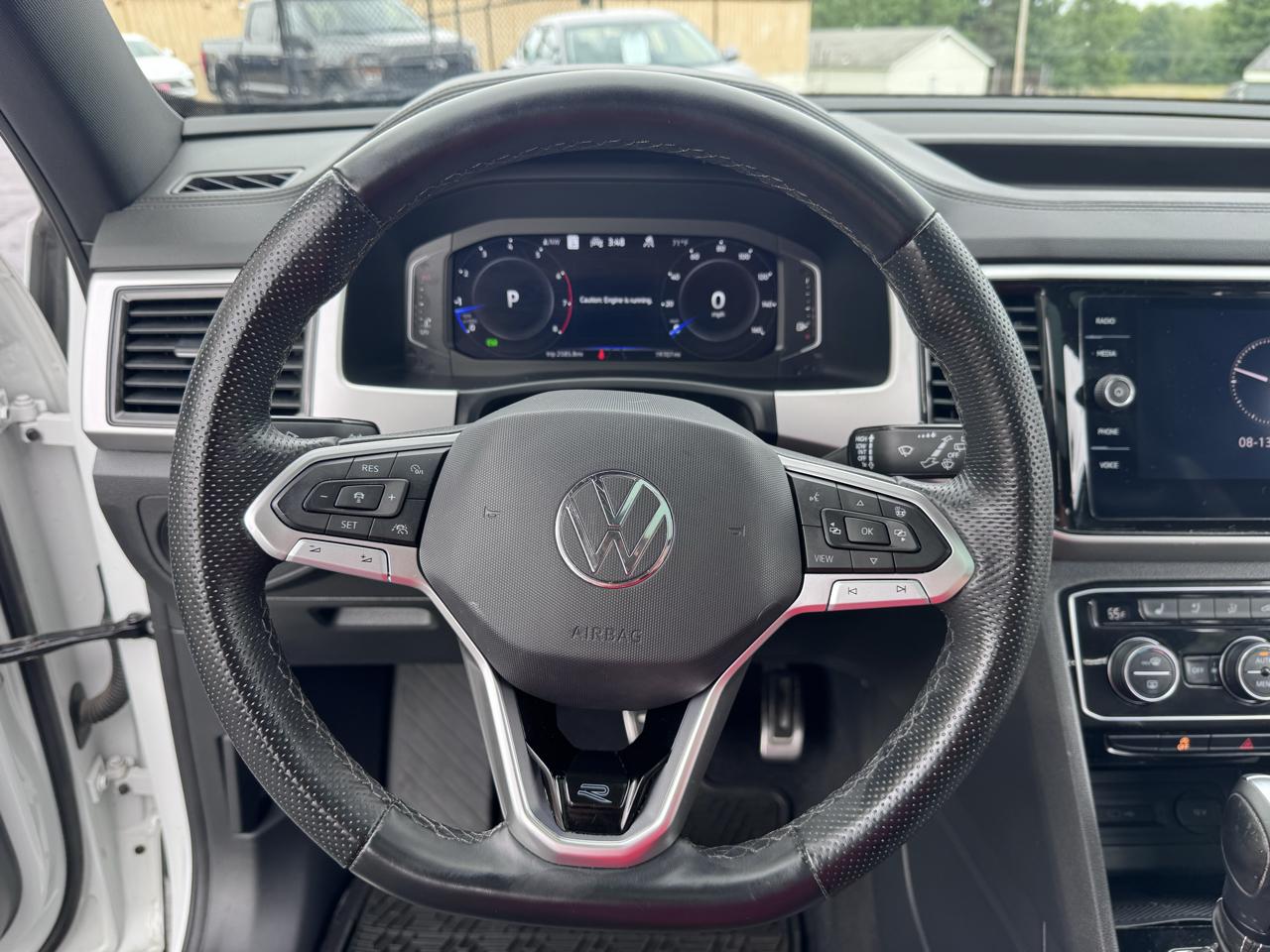 Volkswagen Atlas Cross Sport 3.6L V6 SEL Premium R-Line 4MOTION 2023