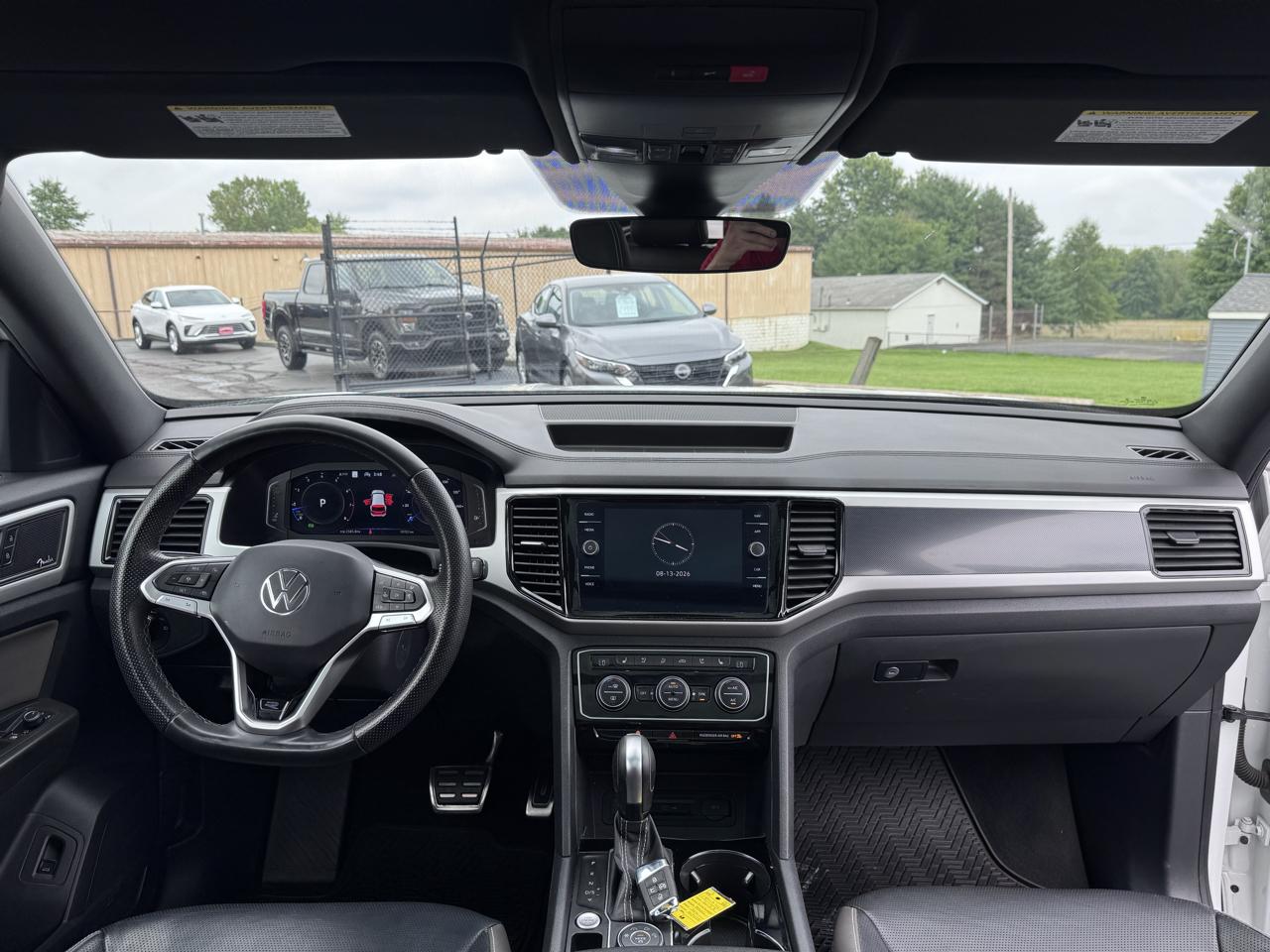 Volkswagen Atlas Cross Sport 3.6L V6 SEL Premium R-Line 4MOTION 2023