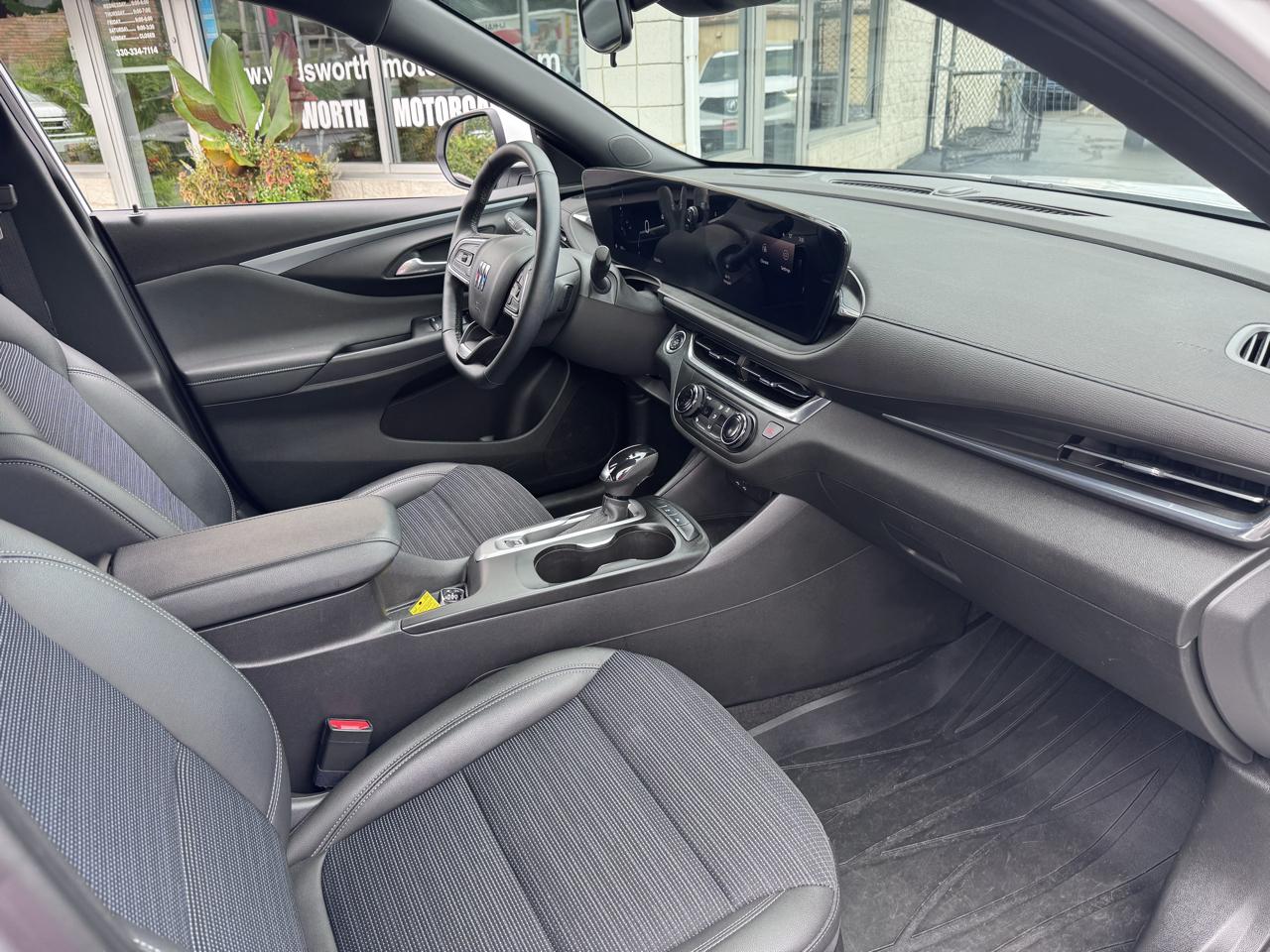 Buick Envista FWD 4dr Preferred 2024