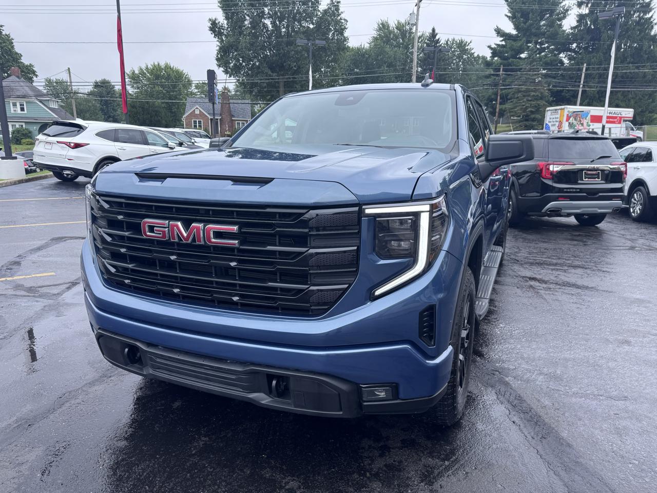 GMC Sierra 1500 4WD Crew Cab 147" Elevation 2026