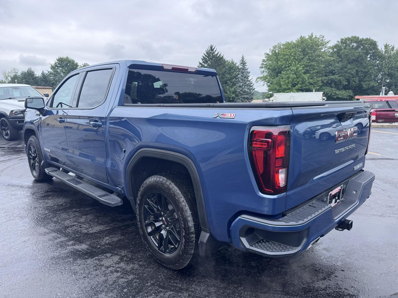 GMC Sierra 1500 4WD Crew Cab 147" Elevation 2026