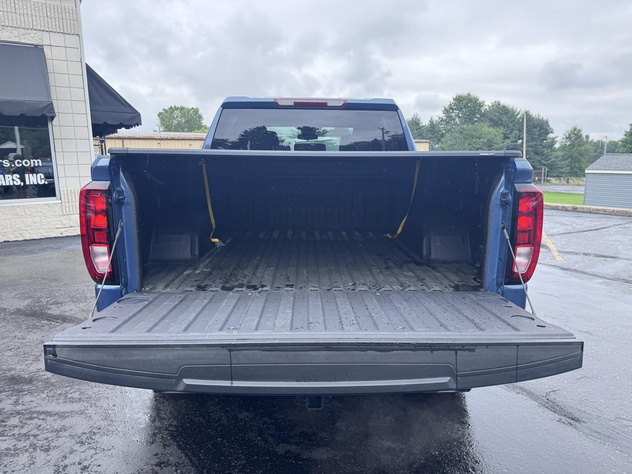 GMC Sierra 1500 4WD Crew Cab 147" Elevation 2026