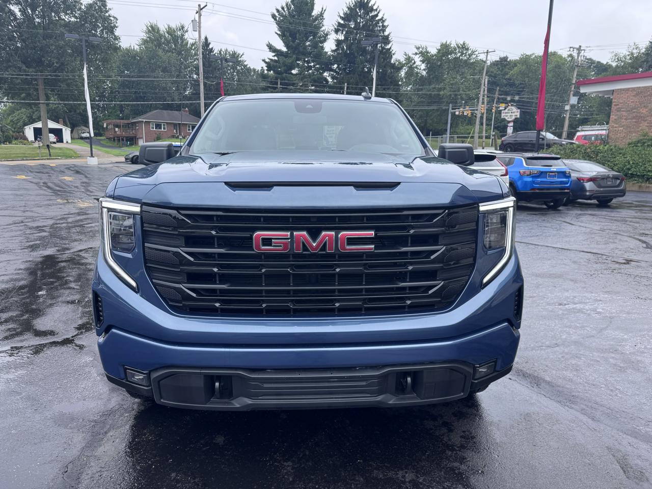 GMC Sierra 1500 4WD Crew Cab 147" Elevation 2026