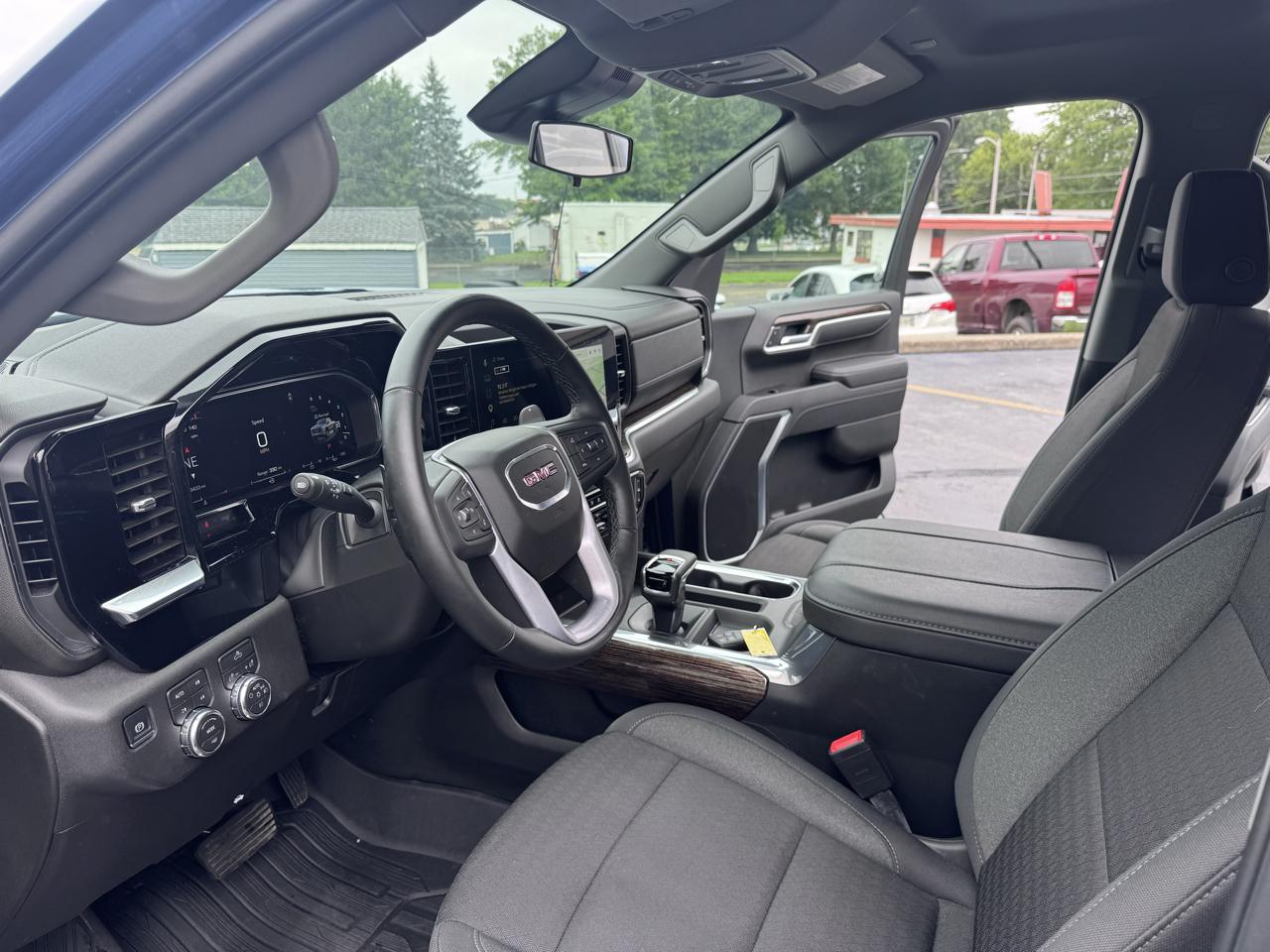 GMC Sierra 1500 4WD Crew Cab 147" Elevation 2026