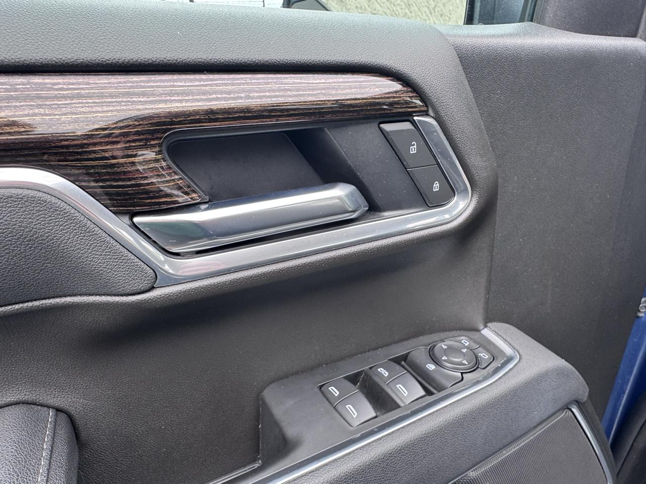 GMC Sierra 1500 4WD Crew Cab 147" Elevation 2026