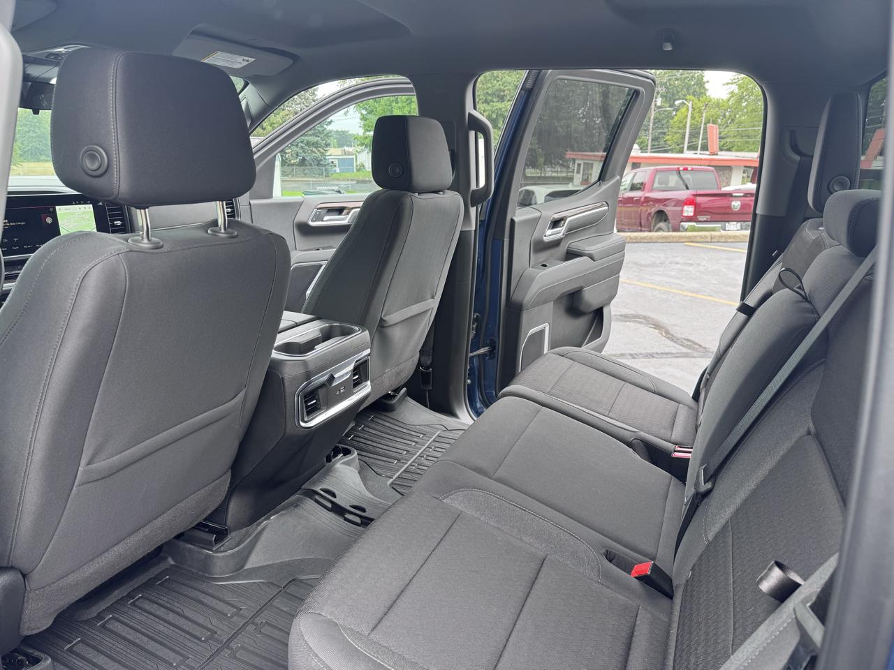 GMC Sierra 1500 4WD Crew Cab 147" Elevation 2026
