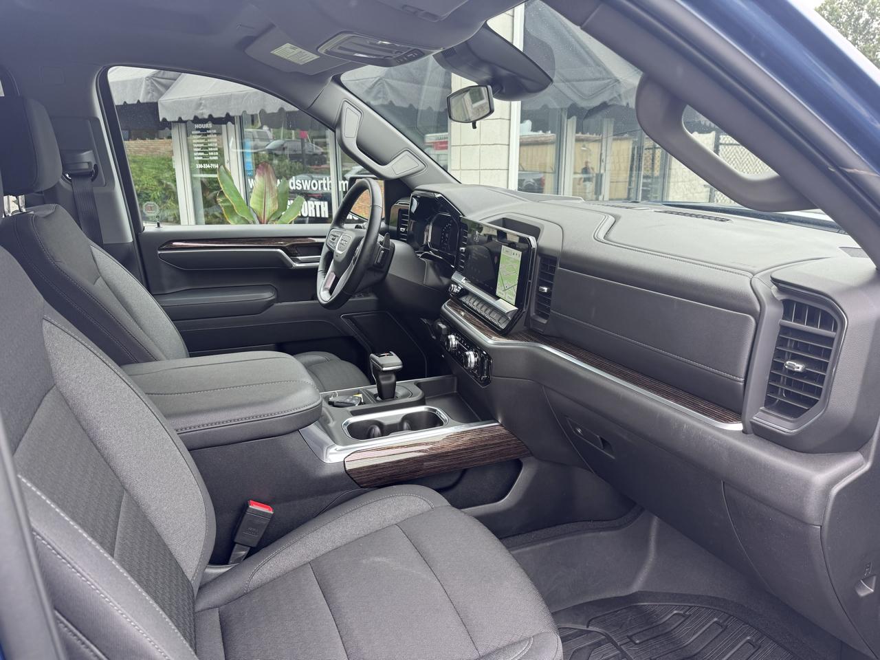 GMC Sierra 1500 4WD Crew Cab 147" Elevation 2026