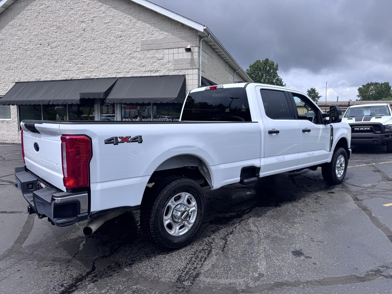 Ford Super Duty F-250 SRW XLT 4WD Crew Cab 8' Box 2026