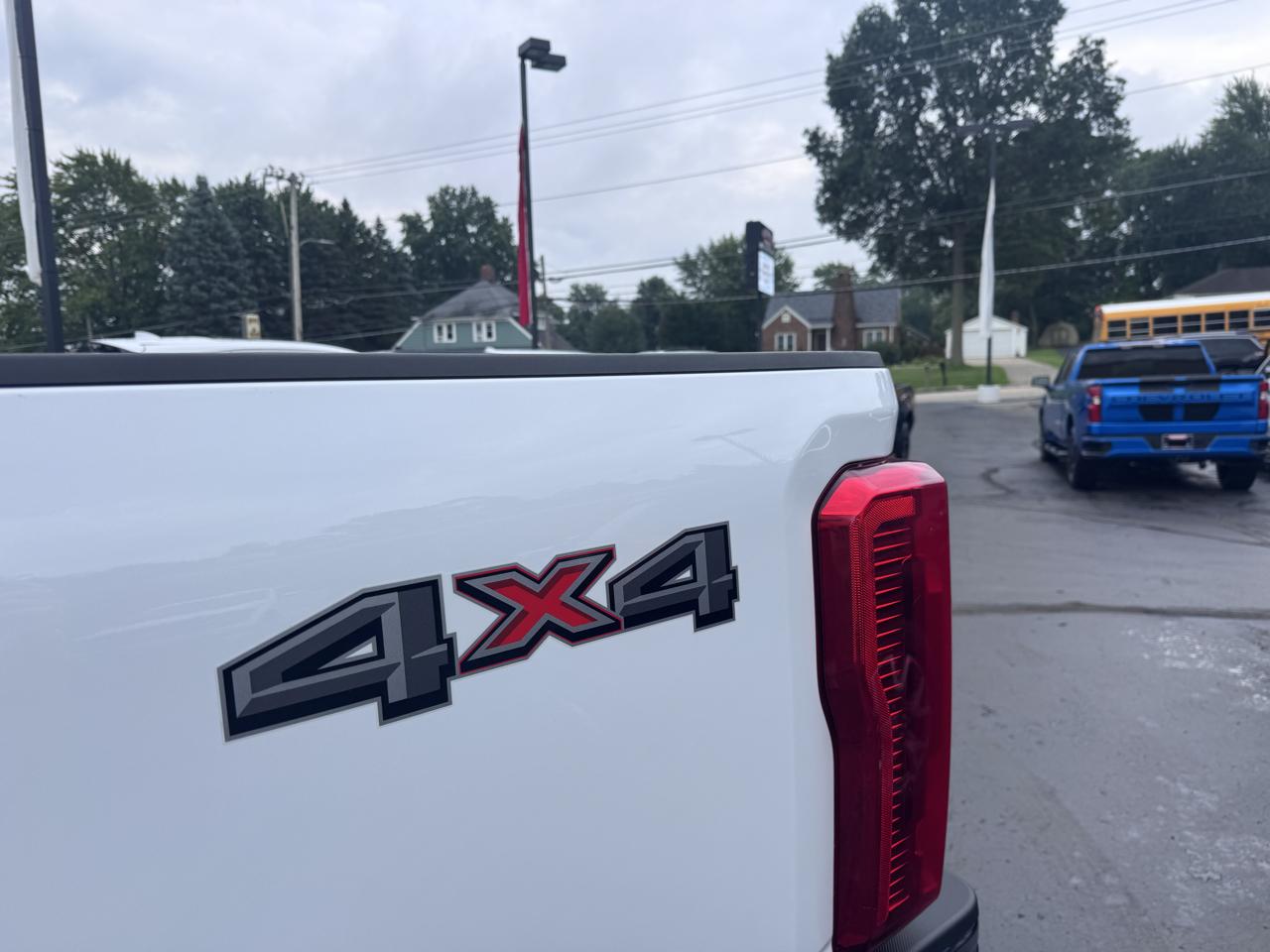 Ford Super Duty F-250 SRW XLT 4WD Crew Cab 8' Box 2026