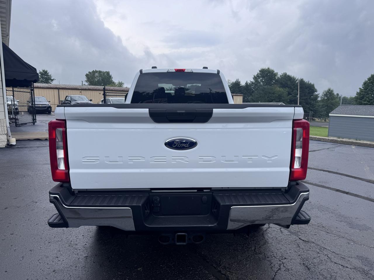 Ford Super Duty F-250 SRW XLT 4WD Crew Cab 8' Box 2026