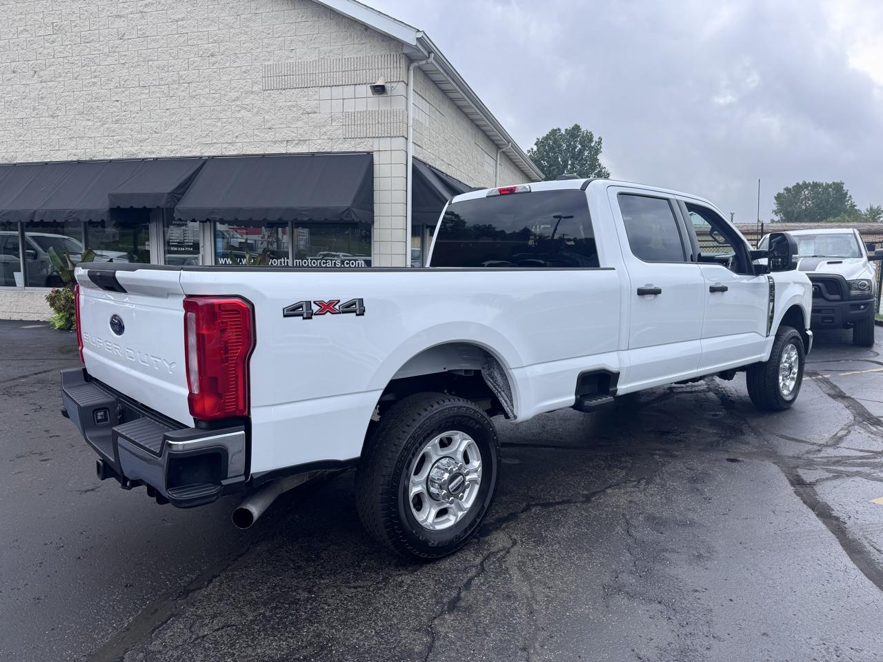 Ford Super Duty F-250 SRW XLT 4WD Crew Cab 8' Box 2026
