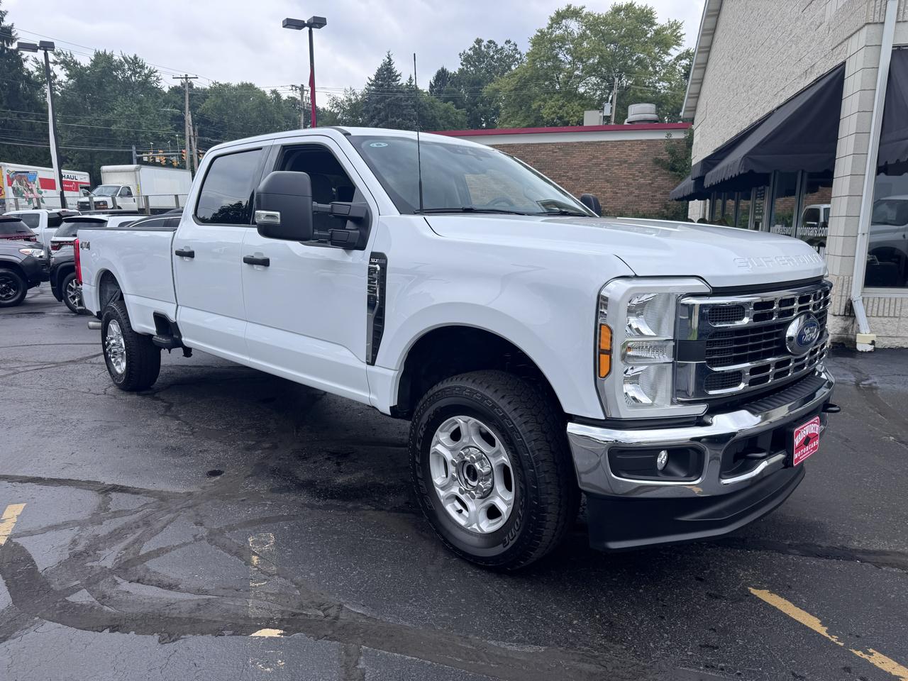 Ford Super Duty F-250 SRW XLT 4WD Crew Cab 8' Box 2026