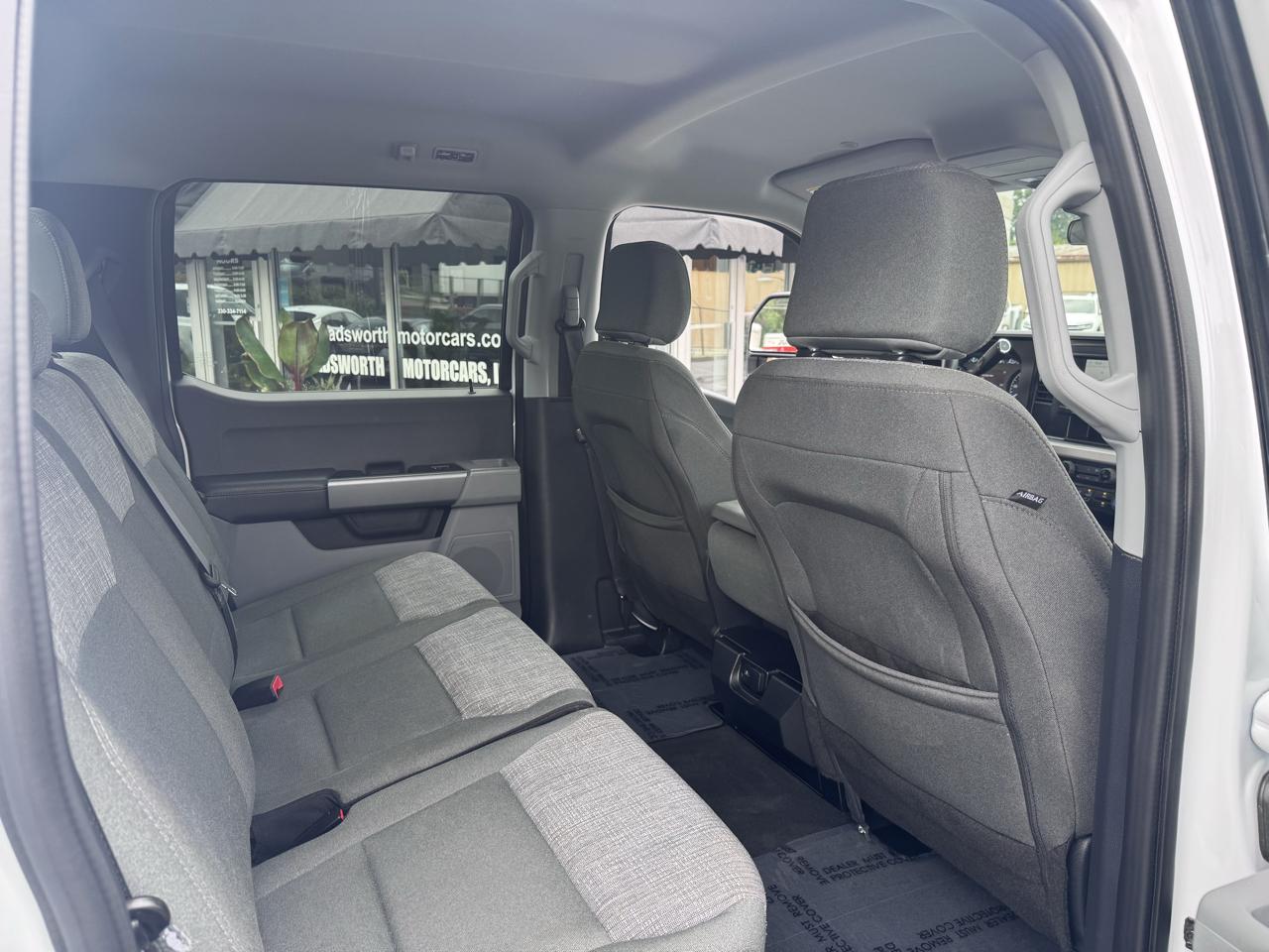 Ford Super Duty F-250 SRW XLT 4WD Crew Cab 8' Box 2026
