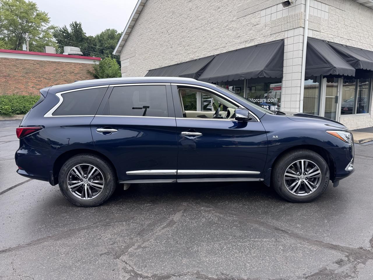 Infiniti QX60 2019.5 LUXE AWD 2019