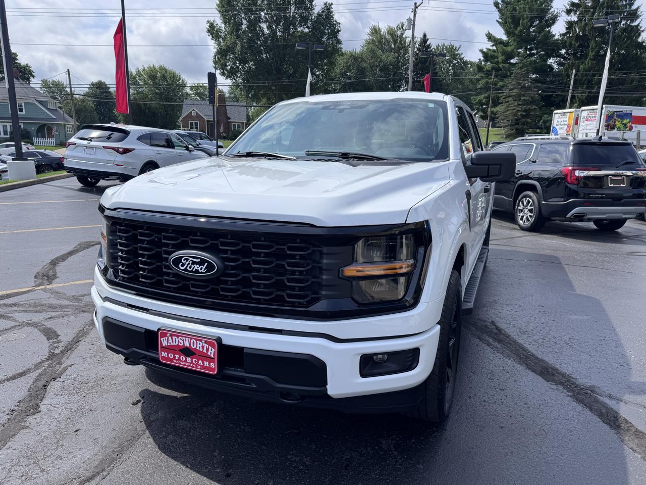Ford F-150 4WD SuperCrew 145" STX 2024