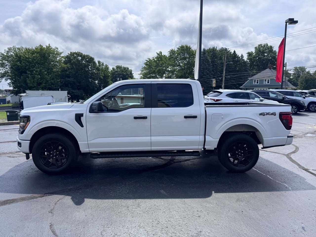 Ford F-150 4WD SuperCrew 145" STX 2024