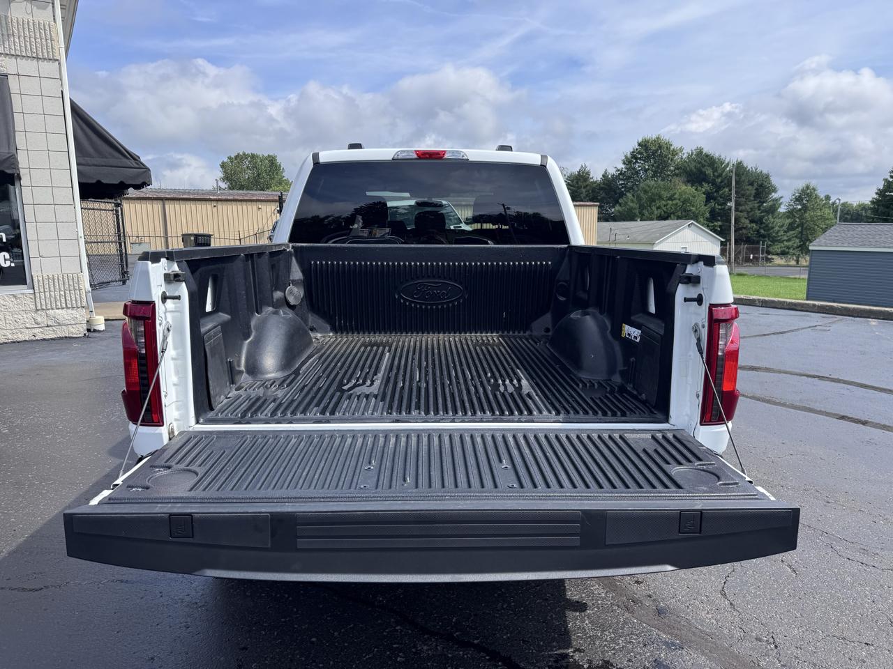 Ford F-150 4WD SuperCrew 145" STX 2024