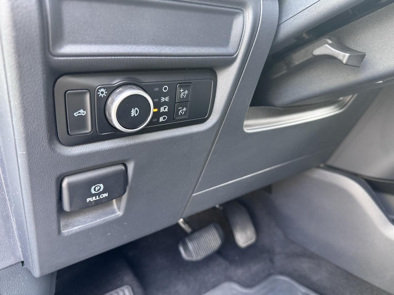 Ford F-150 4WD SuperCrew 145" STX 2024