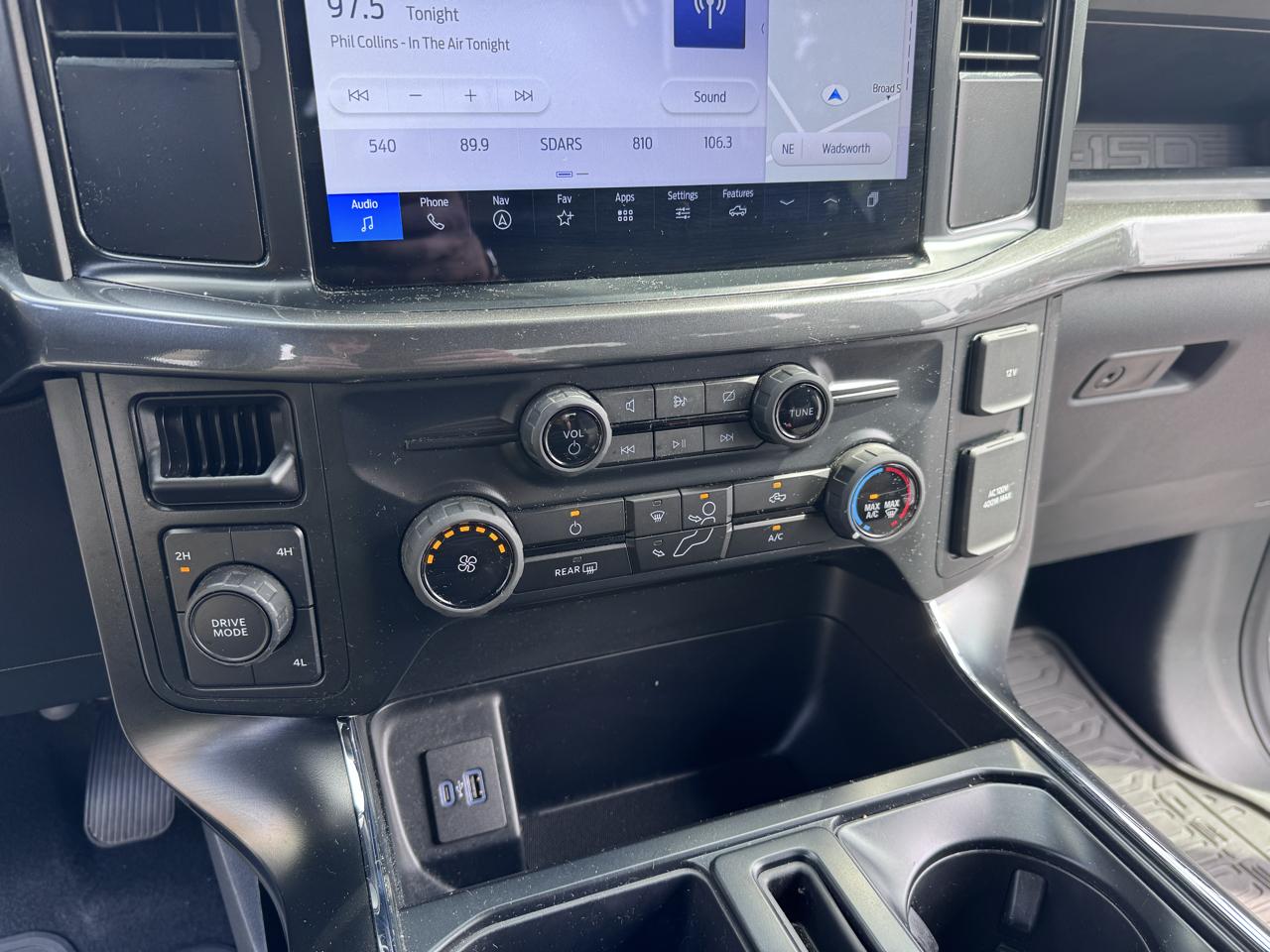 Ford F-150 4WD SuperCrew 145" STX 2024