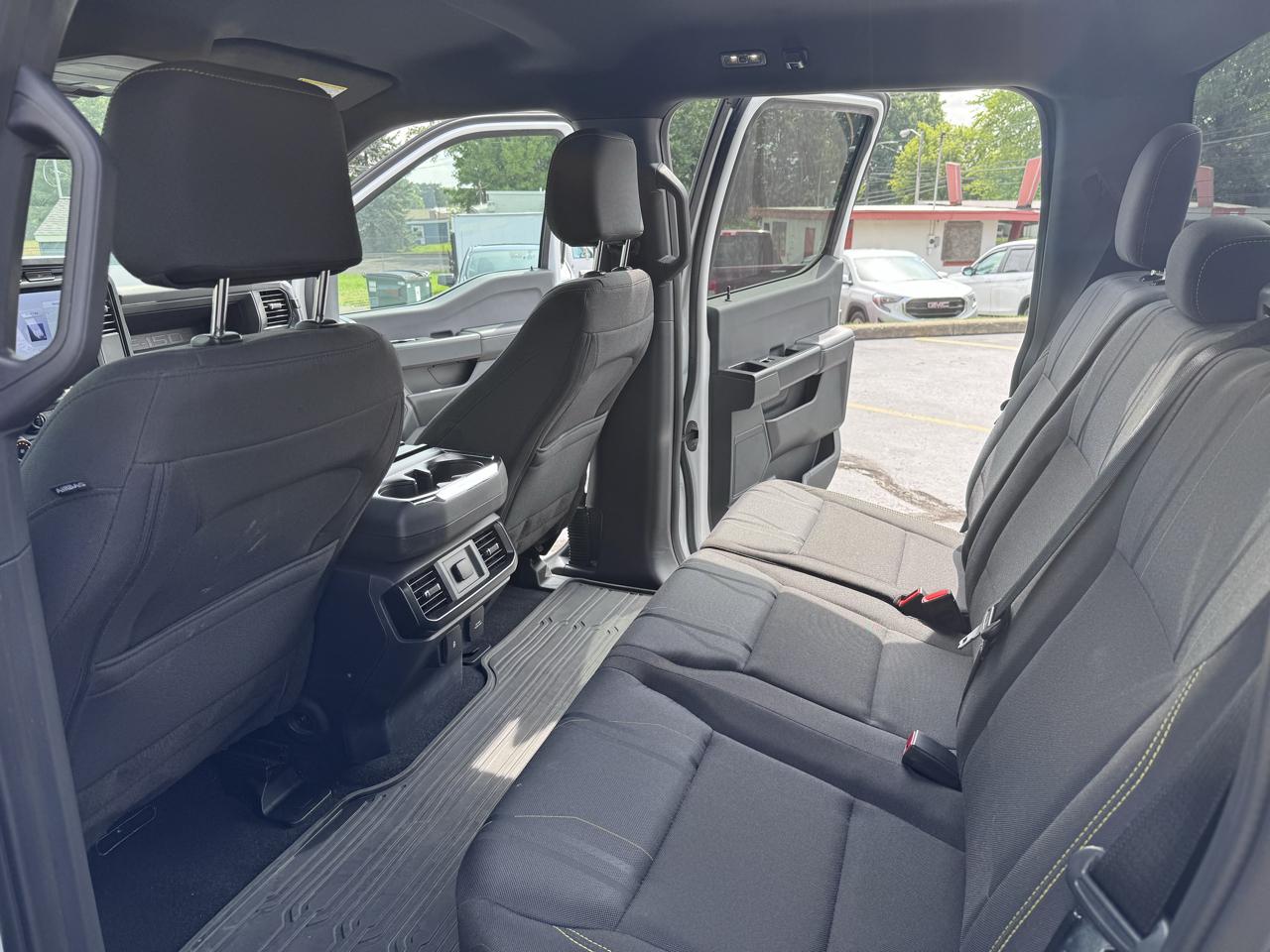 Ford F-150 4WD SuperCrew 145" STX 2024