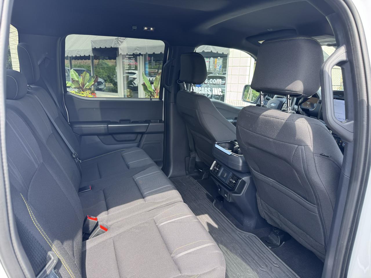 Ford F-150 4WD SuperCrew 145" STX 2024