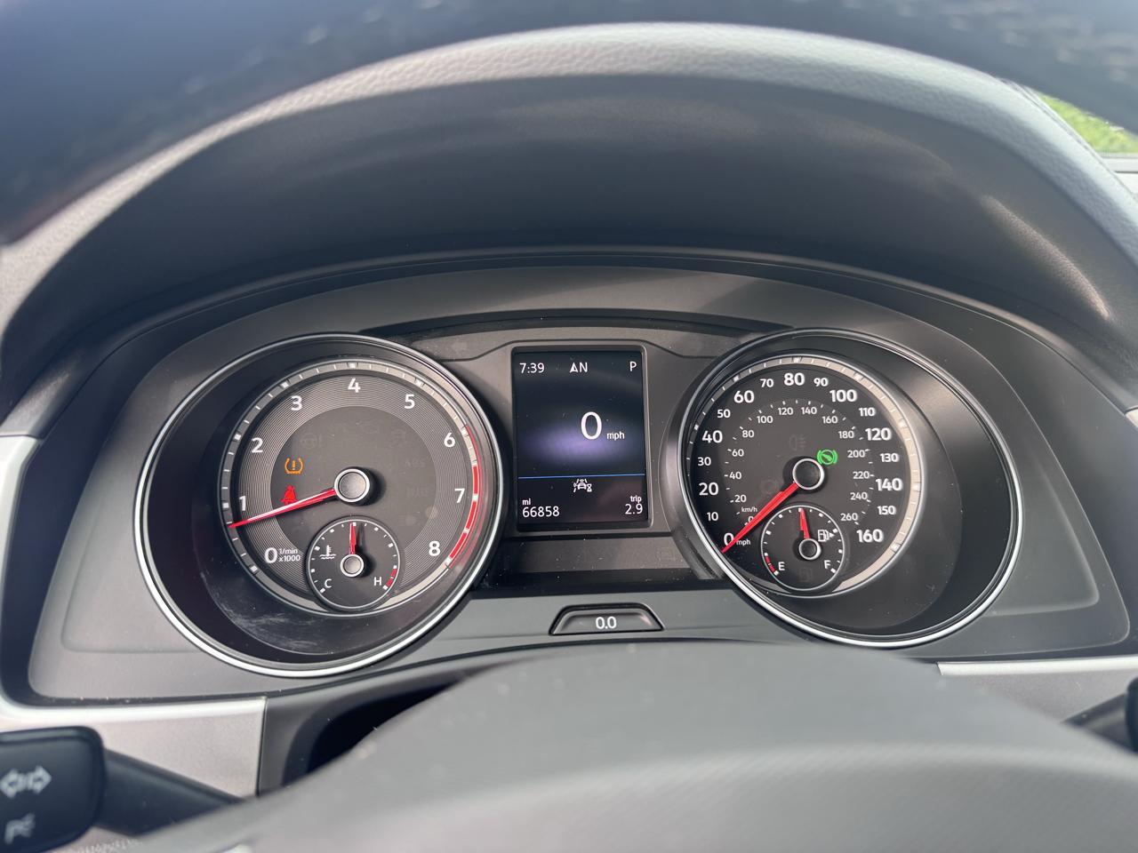Volkswagen Atlas 2021.5 3.6L V6 SE w/Technology R-Line 4MOTION 2021