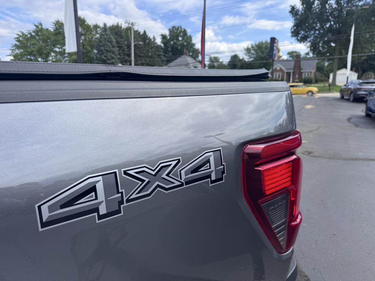 Ford F-150 STX 4WD SuperCrew 5.5' Box 2024
