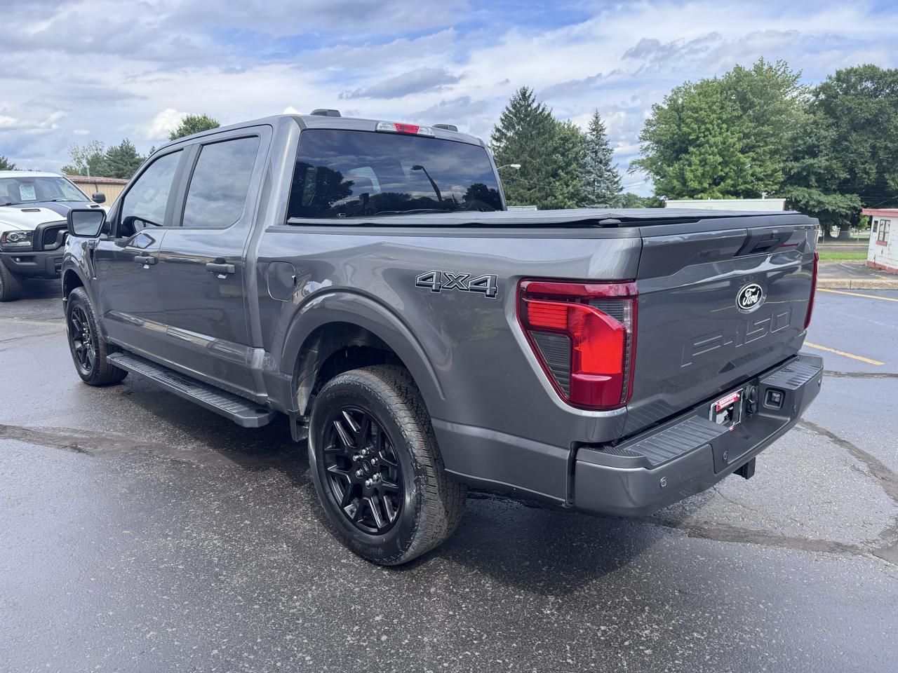 Ford F-150 STX 4WD SuperCrew 5.5' Box 2024
