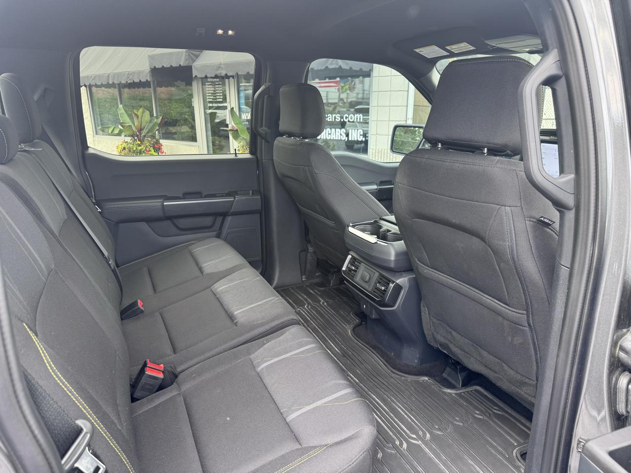 Ford F-150 STX 4WD SuperCrew 5.5' Box 2024