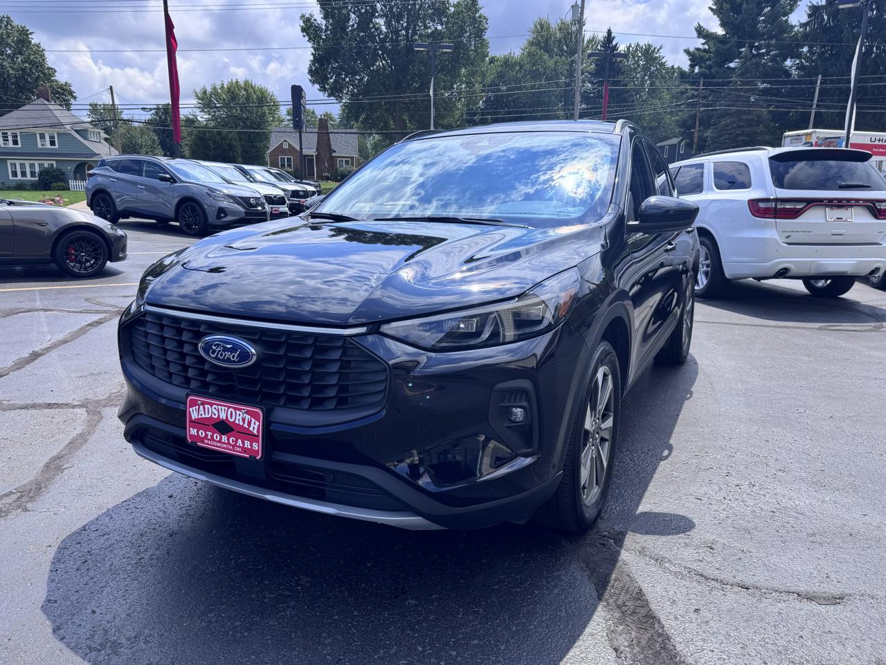 Ford Escape Platinum AWD 2025