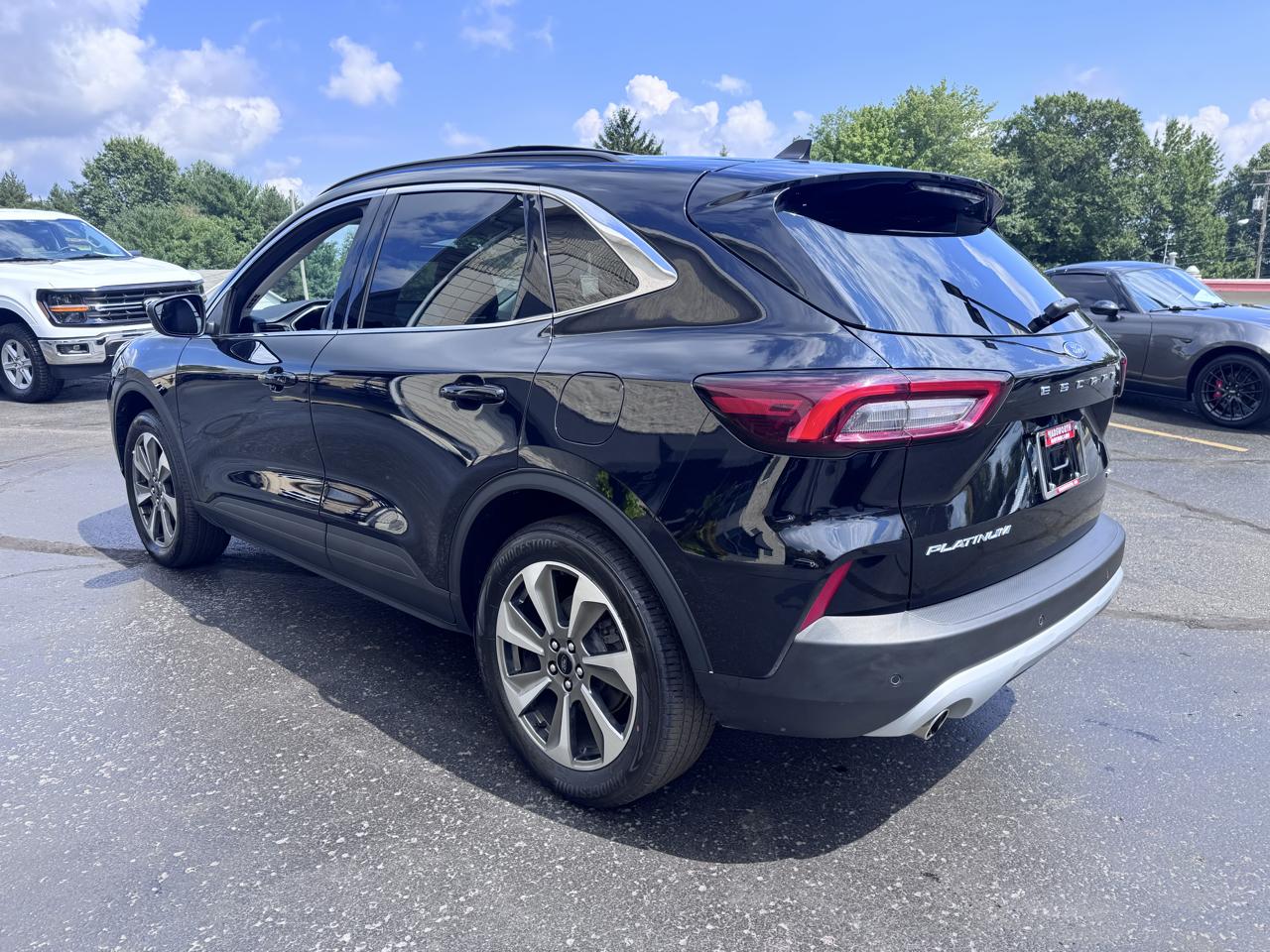 Ford Escape Platinum AWD 2025