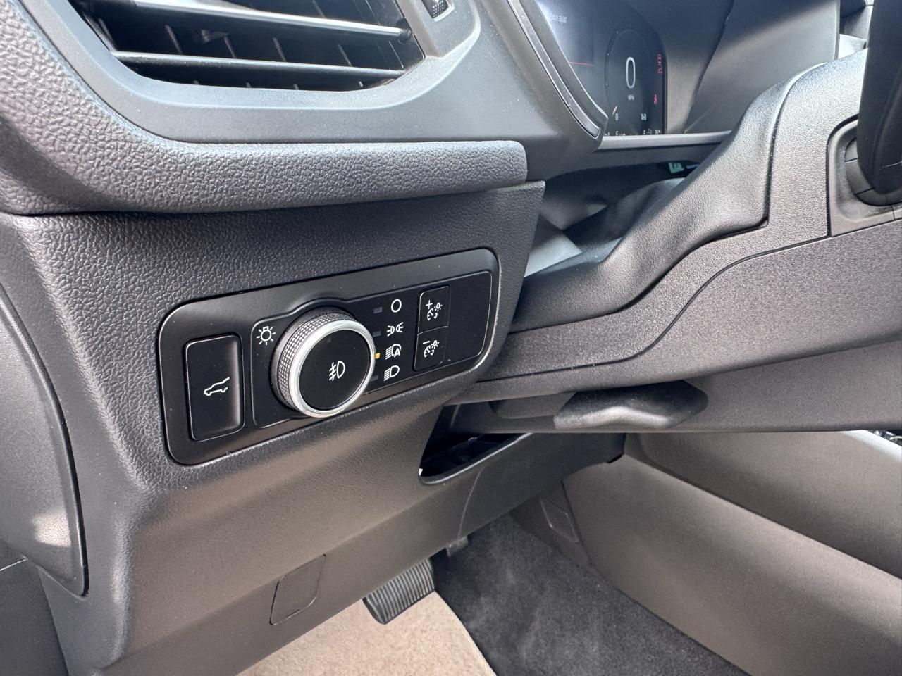 Ford Escape Platinum AWD 2025