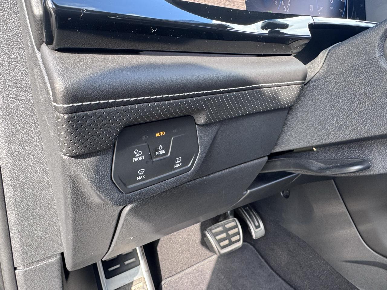 Volkswagen Atlas 2.0T SEL Premium R-Line 4MOTION 2024