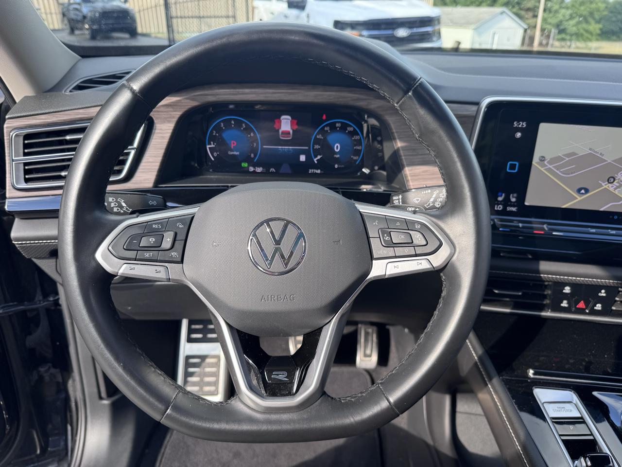 Volkswagen Atlas 2.0T SEL Premium R-Line 4MOTION 2024