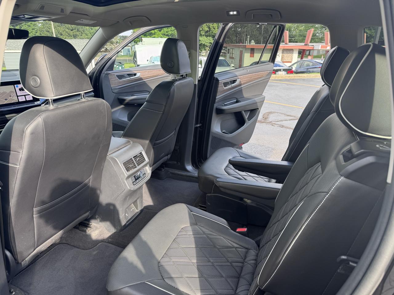 Volkswagen Atlas 2.0T SEL Premium R-Line 4MOTION 2024