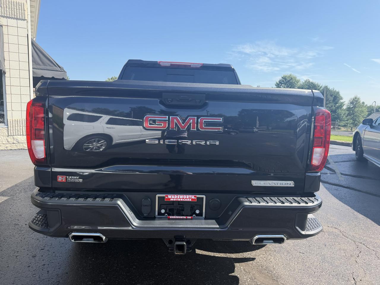 GMC Sierra 1500 4WD Crew Cab 147" Elevation 2025