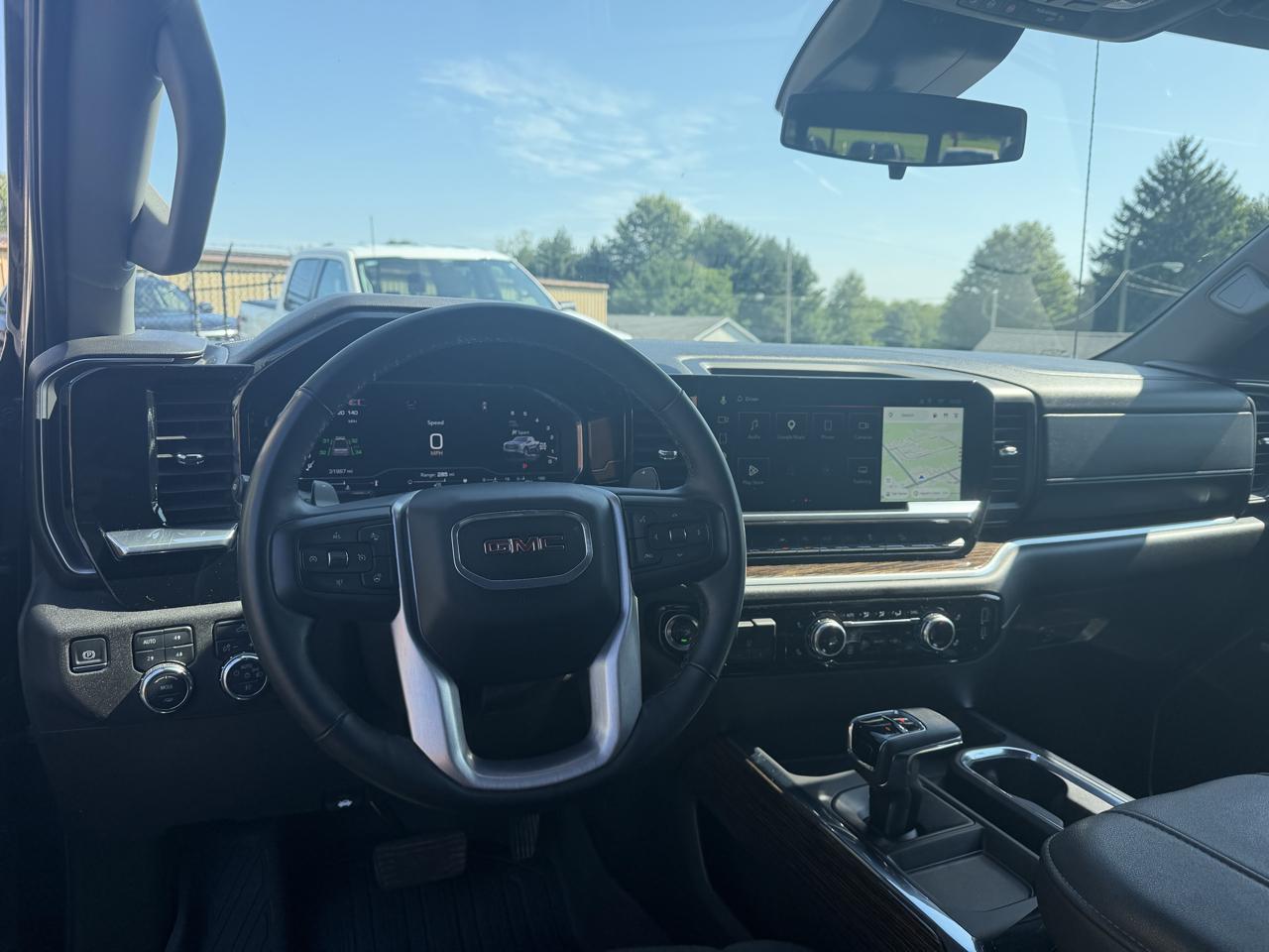 GMC Sierra 1500 4WD Crew Cab 147" Elevation 2025