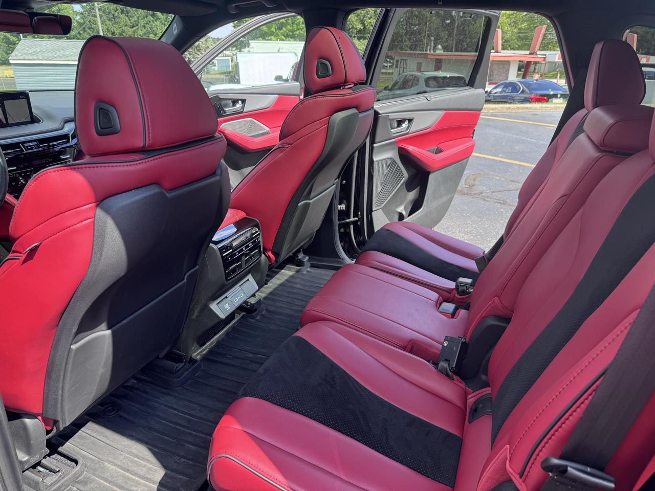 Acura MDX SH-AWD w/A-Spec Package 2023
